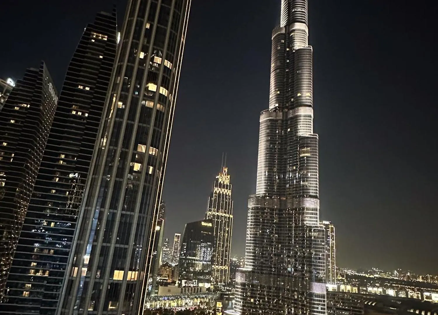 Grande Signature 2Bhk Burj Khalifa Full View 4 Min Walk Dubai Mall Infinity Pool With Fountain View Free Parking By The Meridian 0*,  United Arab Emirates