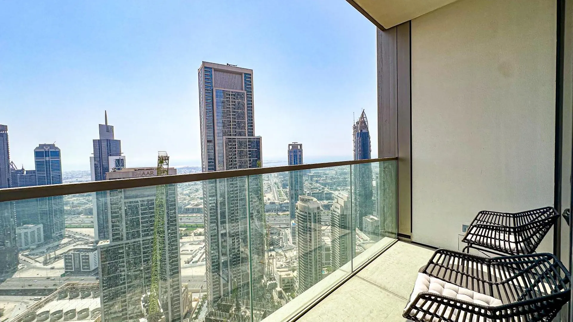 Grande Signature 2Bhk Burj Khalifa Full View 4 Min Walk Dubai Mall Infinity Pool With Fountain View Free Parking By The Meridian