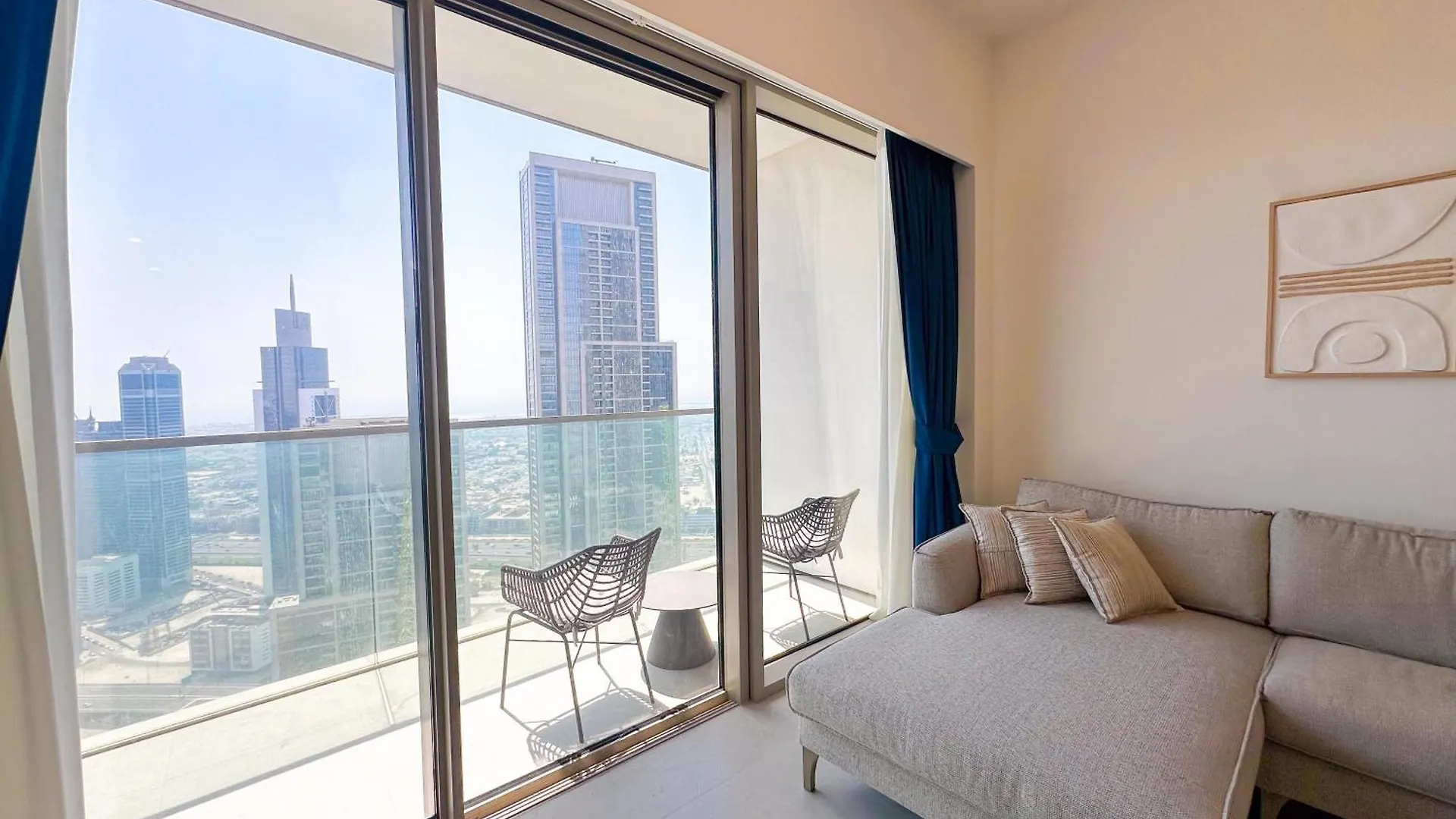 Apartment Grande Signature 2Bhk Burj Khalifa Full View 4 Min Walk Dubai Mall Infinity Pool With Fountain View Free Parking By The Meridian United Arab Emirates