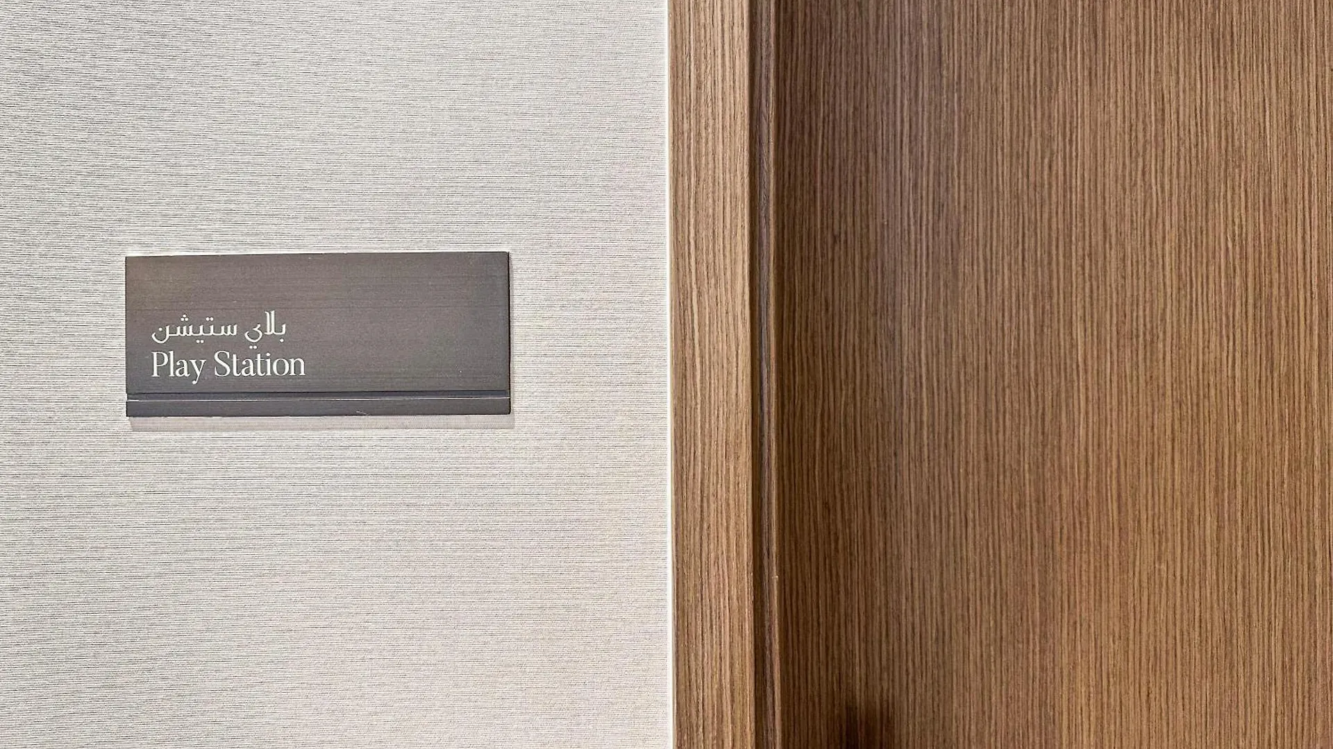 Apartment Grande Signature 2Bhk Burj Khalifa Full View 4 Min Walk Dubai Mall Infinity Pool With Fountain View Free Parking By The Meridian United Arab Emirates
