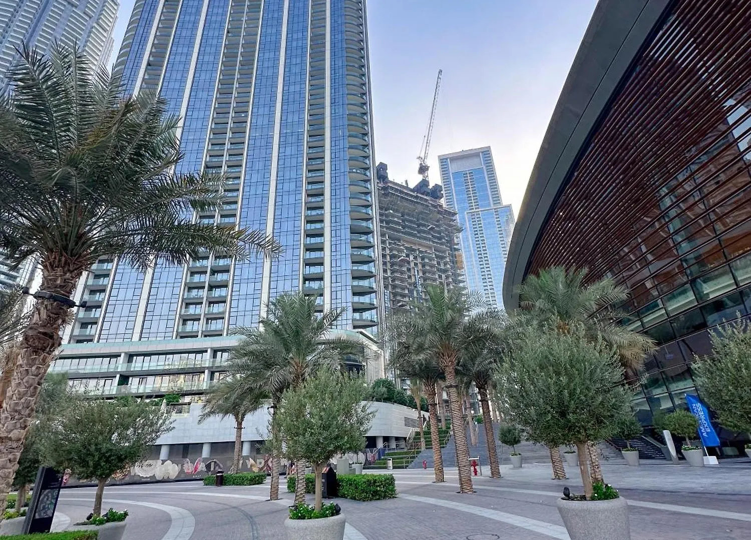 Apartment Grande Signature 2Bhk Burj Khalifa Full View 4 Min Walk Dubai Mall Infinity Pool With Fountain View Free Parking By The Meridian