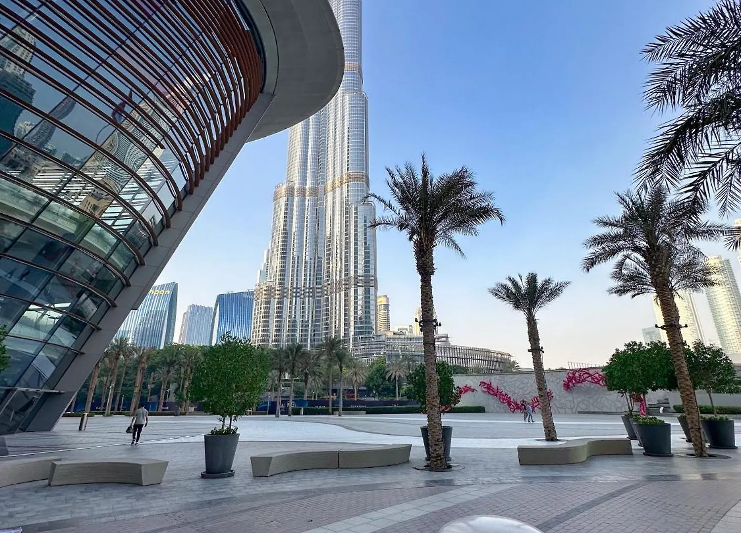 Apartment Grande Signature 2Bhk Burj Khalifa Full View 4 Min Walk Dubai Mall Infinity Pool With Fountain View Free Parking By The Meridian United Arab Emirates