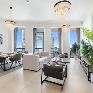  Apartment Stylish 2br In Downtown With Sea And Views